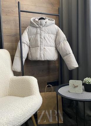 Zara новая теплая куртка р. s в наличии