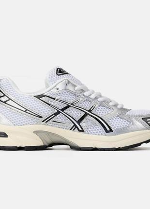 Кроссовки asics