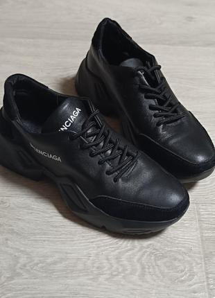 Женские кроссовки balenciaga