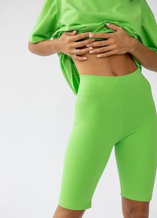Салатовые шорты велосипедки