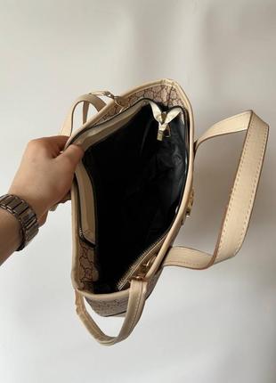 Gucci Rhyton Logo Cream Sneaker