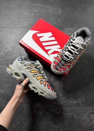 Кросівки nike air max tn plus drift grey multicolor