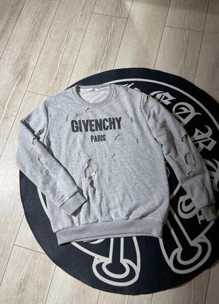 Givenchy  destroyed