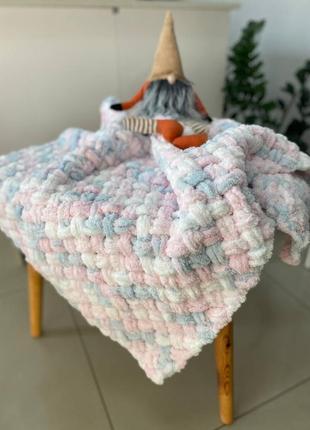 Детский вязаный плед пуффи