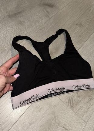 Фірмовий топ топік calvin klein топ ліф лиф м розмір