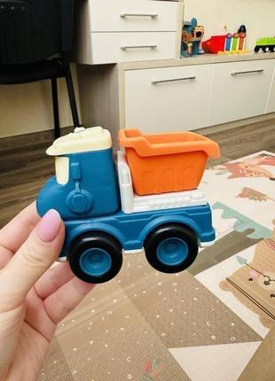 Машинка игрушечная