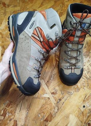 Чоловічі оригінальні трекингові черевики на мембрані не промокні scarpa gore-tex
