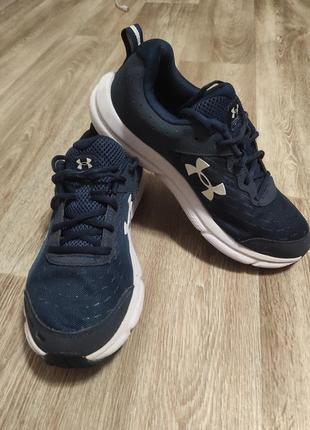Чоловічі кросівки under armour