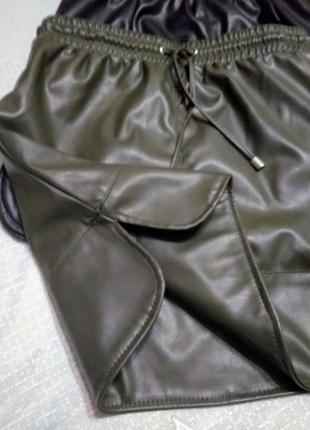 Классная стильная юбка мини экокожа    хаки hema4 фото