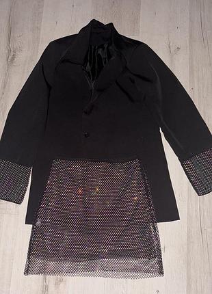 Вечірній блискучий нарядний костюм камні стрази