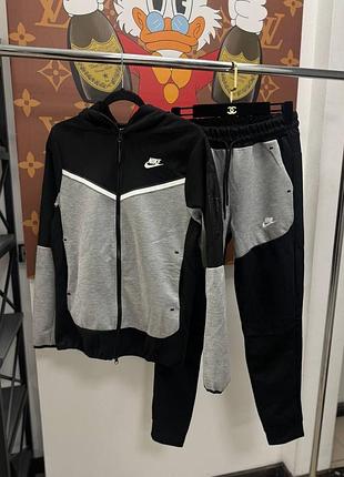 Чоловічий костюм nike tech fleece