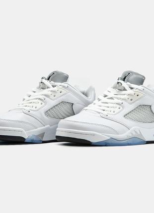Мужские кроссовки nike air jordan 5 low metallic white