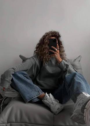 Женский крутой свитшот