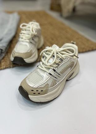 Круті легенькі кросівки для дівчинки 5