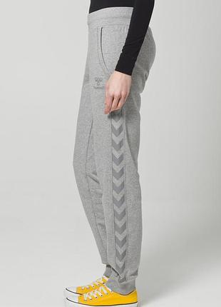 Спортивные штаны