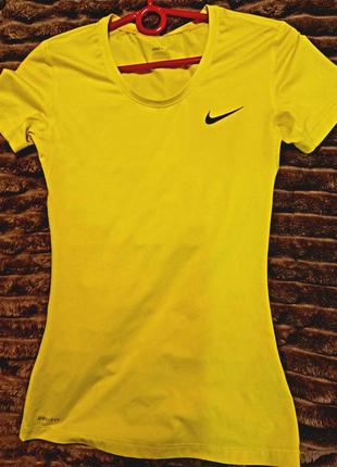 Новая сток спорт оригинал фирменная футболка.nike.xs-s