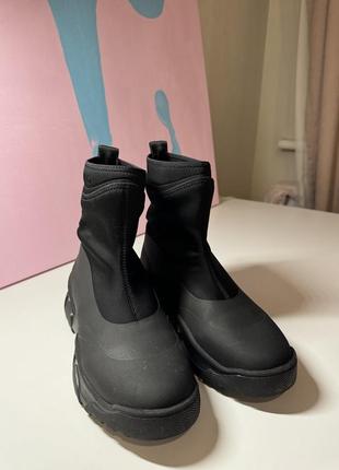 Черевики pinko