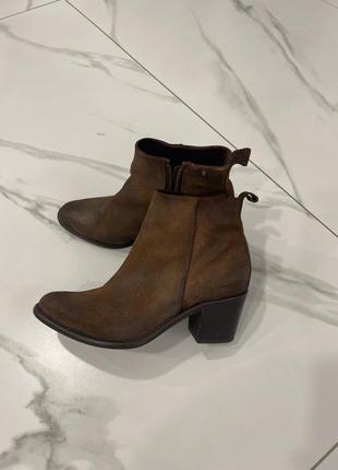 Чоботи , diesel