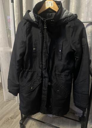 Зимова парка розміру xs.veromoda