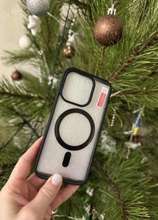 Новый черный чехол на iphone 14pro