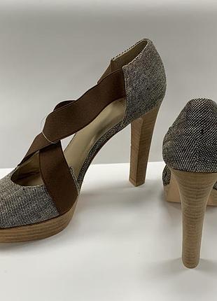 Новые босоножки stuart weitzman