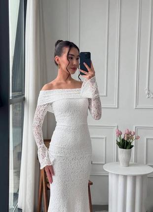 Изысканное гипюровое платье макси со спущенными плечами