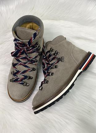 Moncler черевики