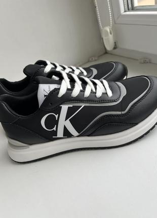 Подростковые кроссовки calvin klein jeans б