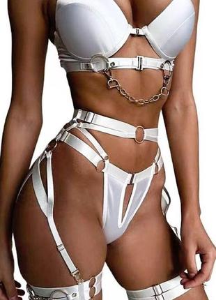 Мереживний комплект із поясом