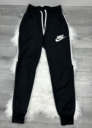 Женские оригинальные спортивные штаны nike