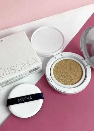 Зволожуючий кушон missha білий 21/23 відтінок