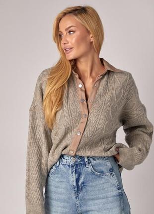 Жіночий в'язаний кардиган на кнопках з коміром