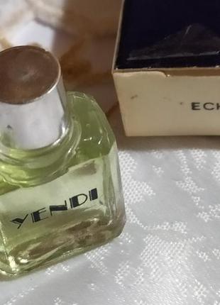 Yendi capucci франция миниатюра