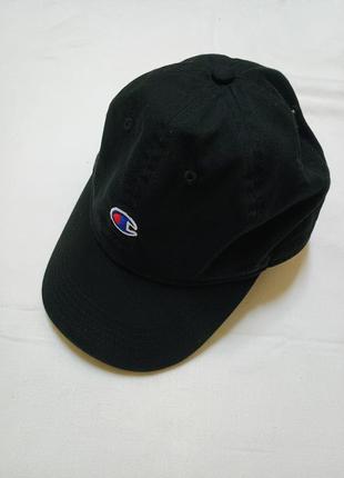 Кепка champion