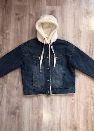 Зимова джинсова куртка