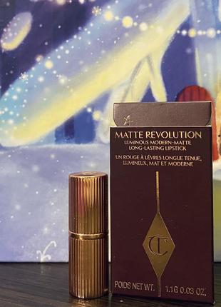 Charlotte tilbury помада для губ pillow talk matte revolution lipstick, mini 1.1g, оригинал