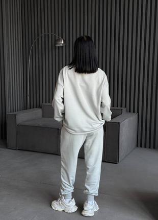 Спортивный костюм3 фото