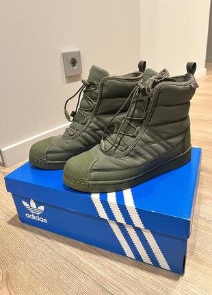 Зимові нові черевики adidas оригінал