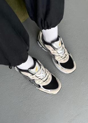 Asics gel-nyc black/beige 8