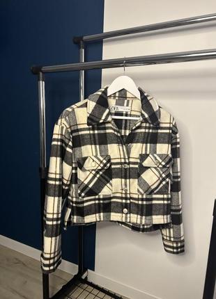 Стильная рубашка в клетку от zara
