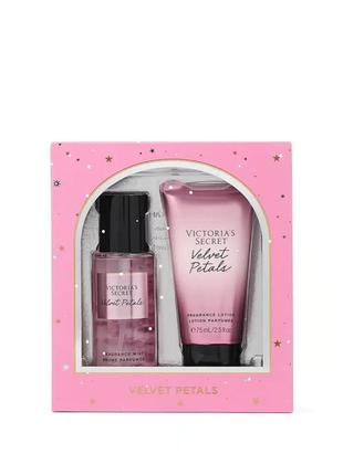 Подарунковий набір victoria's secret velvet petals new