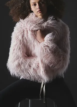 Urban outfitters стильна шубка кардиган лама омбре