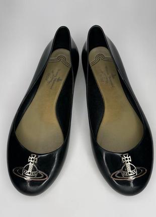 Vivienne westwood melissa чорні туфлі балетки силіконові глянцеві з золотим металевим логотипом
