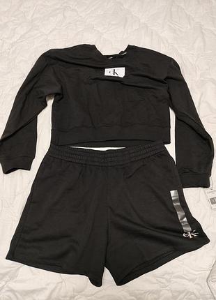 Продам костюм женская одежда calvin hm0hm00533 klein спортивный