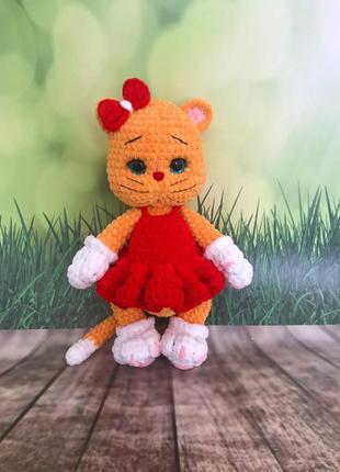 Котенок-девочка