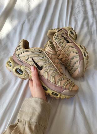 Кросівки nike air max plus sesame