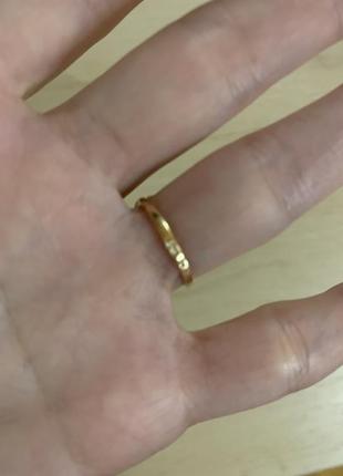 Золотое кольцо с перлами 585 проба желтое5 фото