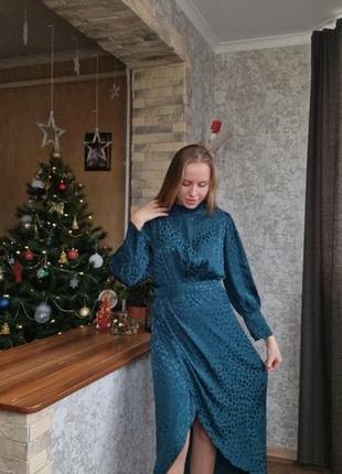 Платье миди вискозное
