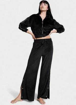 Велюровий костюм із стразами victoria's secret