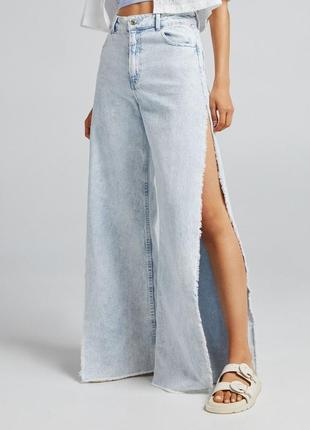 Трендовые джинсы джинсы bershka новые, размер 34